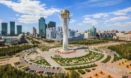 Новая кровь в казахстанской политике: Токаев назначил нового депутата на высокий пост в правительстве