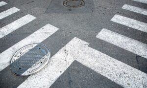 В Масаллы 5-летняя девочка получила тяжелые травмы при наезде автомобиля