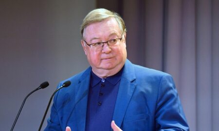 Экс-премьер России назвал сроки начала переговоров между США и РФ по Украине