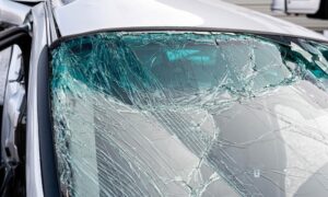 В Сабунчи перевернулся автомобиль, пострадал один человек