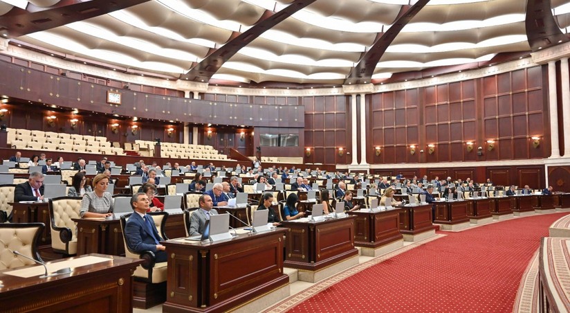 Объявлена повестка дня очередного пленарного заседания Милли Меджлиса