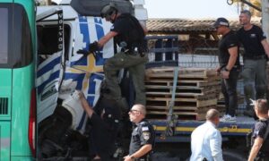 В результате наезда грузовика в Тель-Авиве один человек погиб, 32 пострадали