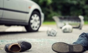 В Хатаинском районе Баку 21-летнего парня сбил автомобиль