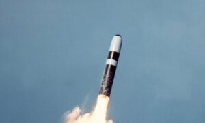 США заключили контракт на продление службы баллистических ракет Trident II
