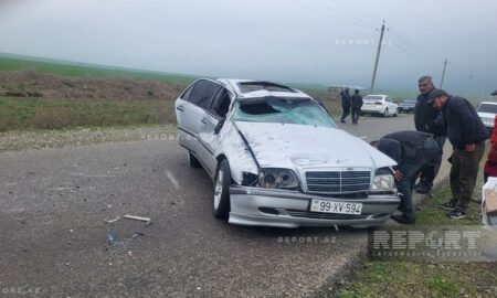 В Огузе в ДТП пострадали четыре преподавателя сельской школы