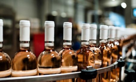 Мировое производство вина в 2024 году рухнуло до минимума с 1961 года