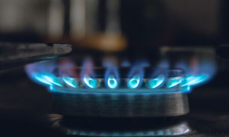 ЦБА снизил прогноз цен на нефть и газ