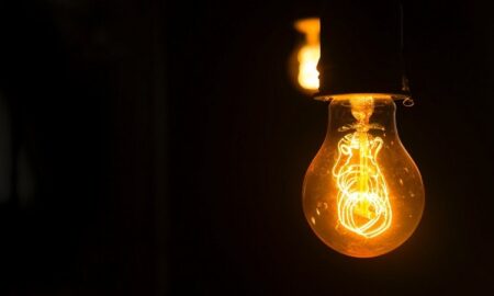 Премьер Испании раскрыл детали масштабного блэкаута в стране