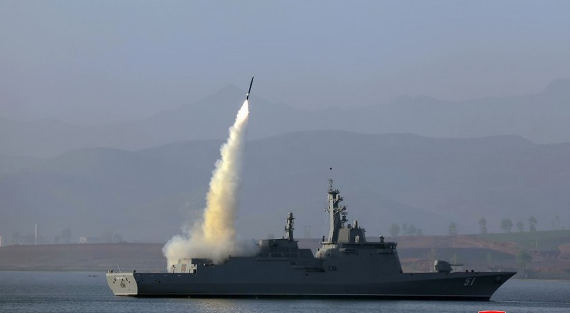 КНДР провела испытание систем вооружений нового эсминца