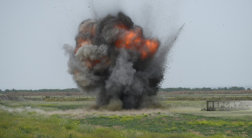 В Агдере мужчина подорвался на мине