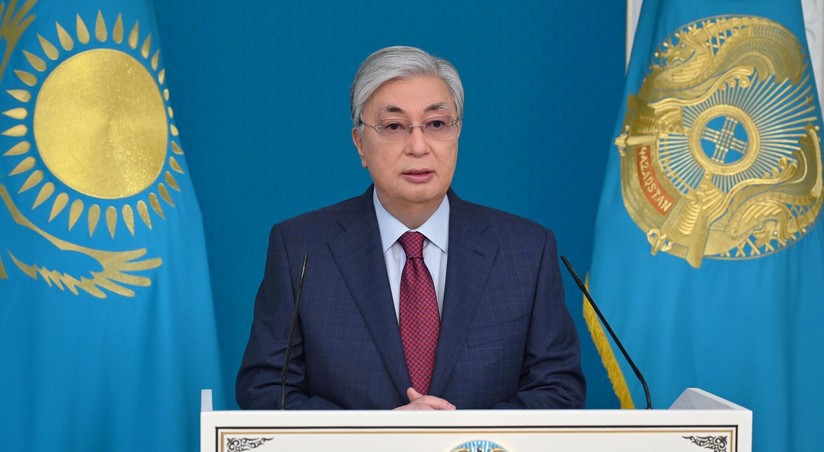 Президент Казахстана поручил новому главе Минобороны укрепить боеготовность