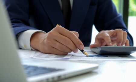 Один из акционеров Rabitəbank продал свою долю