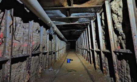 На севере Мексики обнаружили тоннель для перевозки наркотиков в США