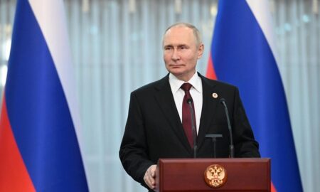 Трамп подтвердил, что сегодня состоится разговор с Путиным