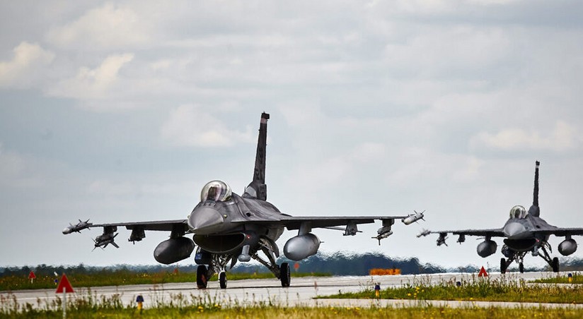 Польша подняла в воздух истребители из-за активности авиации РФ