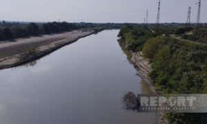 Уровень воды в части Куры, проходящей через Сальян, снизился более чем на 4 метра