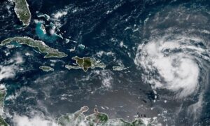 В Атлантическом океане ураган «Эрин» усилился до второй категории