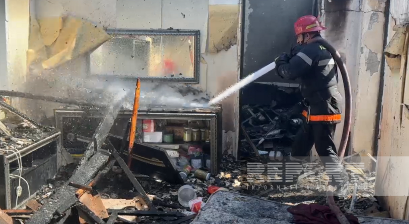 В поселке Сарай полностью сгорел частный дом